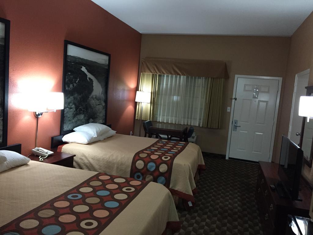 Мотель Super 8 By Wyndham Bastrop Tx Екстер'єр фото